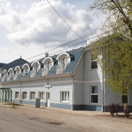 Strand Ξενοδοχείο 3*